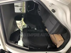 Toyota RAV4 2019 White