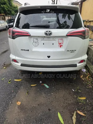 Toyota RAV4 2017 Off white