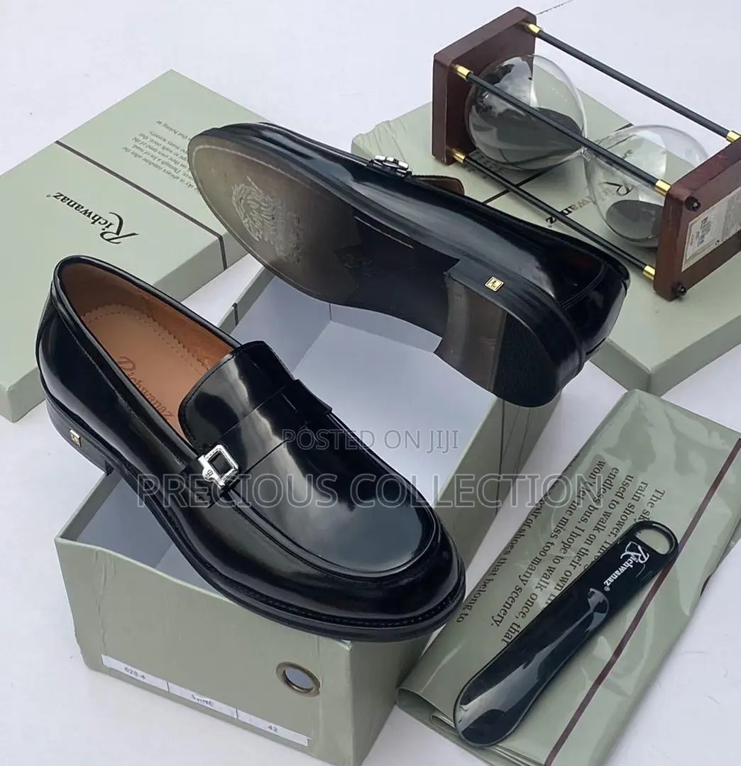 New Model, Top Quality Richwanaz Glossy Leather Studded Pull on Shoe