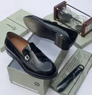 New Model, Top Quality Richwanaz Glossy Leather Studded Pull on Shoe