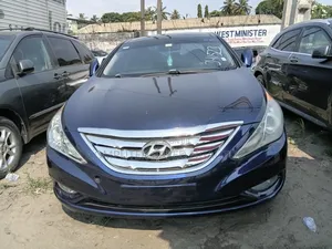 Hyundai Sonata Limited 2.0T Sedan (2.0L 4cyl 6A) 2012 Blue