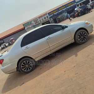 Toyota Corolla LE 2004 Silver