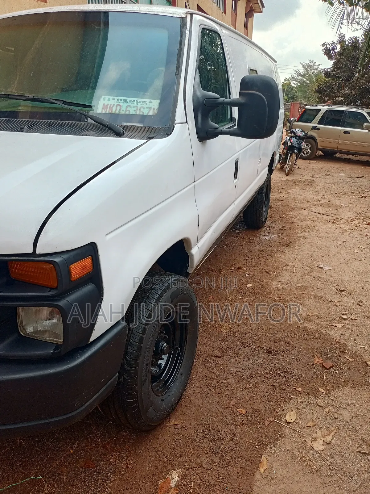 Ford E350 2013 White
