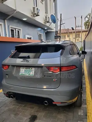 Jaguar F-Pace S 2017 Gray