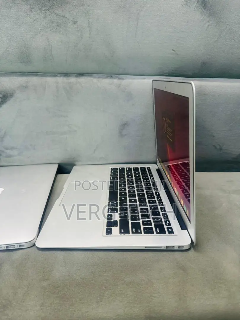 Laptop Apple MacBook 2015 8GB Intel Core I5 SSD 128GB