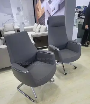 Executive Chair And Visitor Chair