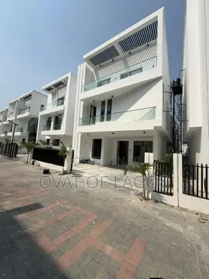 5bdrm Duplex in Orchi Lekki for sale
