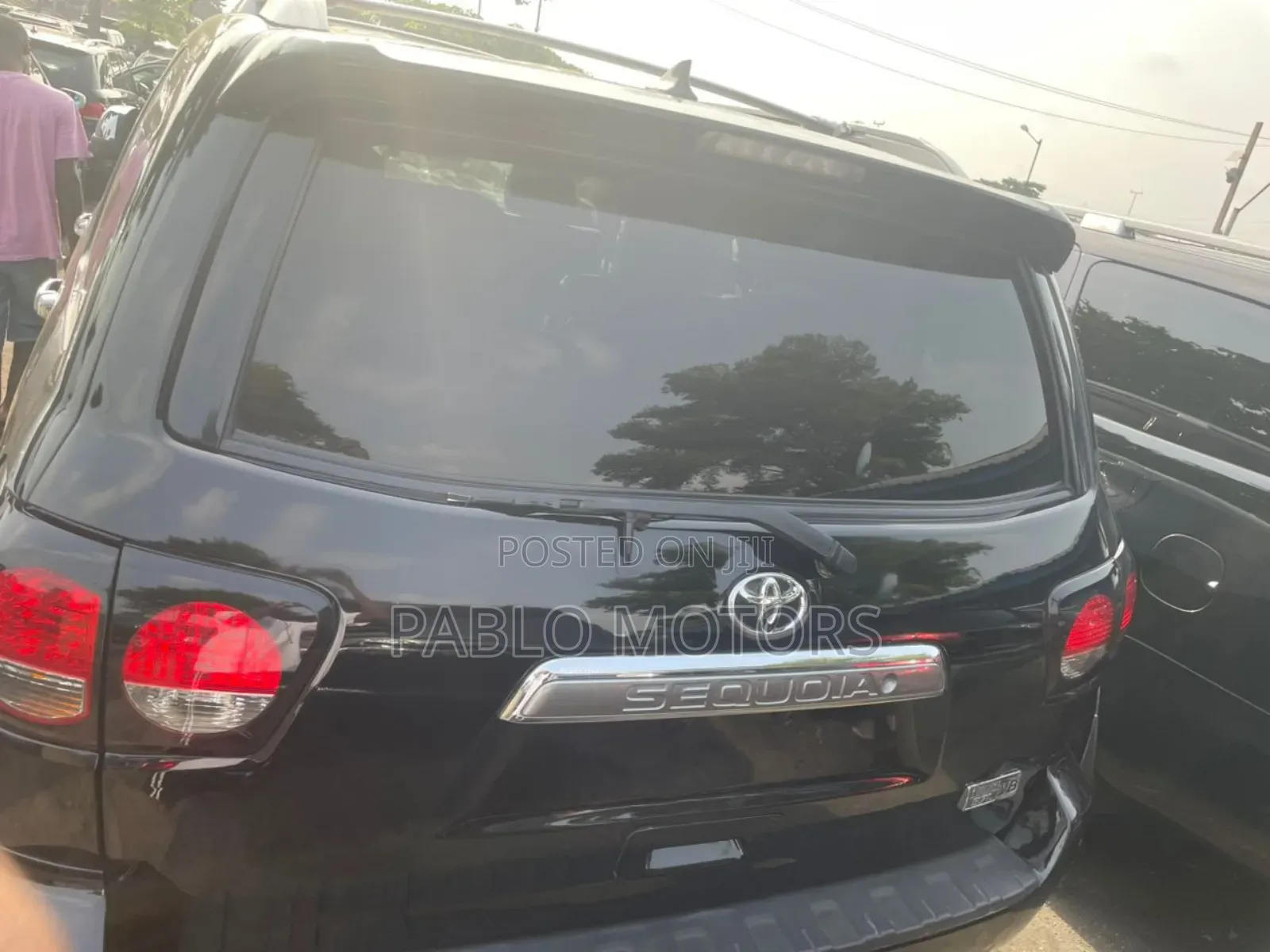 Toyota Sequoia Platinum 4x4 2018 Black