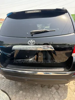 Toyota Highlander Limited 2011 Black