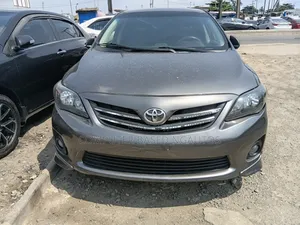 Toyota Corolla S 4dr Sedan (1.8L 4cyl 4A) 2013 Gray