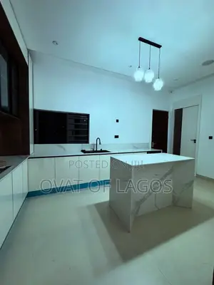 5bdrm Duplex in Sangotedo for sale