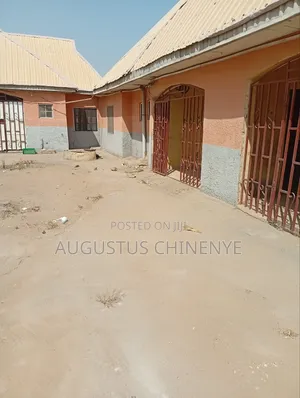 1bdrm Block of Flats in Danglo Estate, Gwagwalada for rent