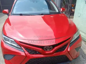 Toyota Camry 2019 Red