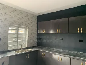 3bdrm Duplex in Hfor Sale 3Bedcroom for sale