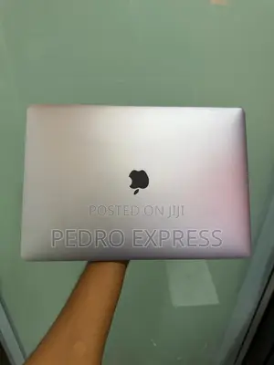 Laptop Apple MacBook Pro 2018 16GB Intel Core i7 SSD 512GB