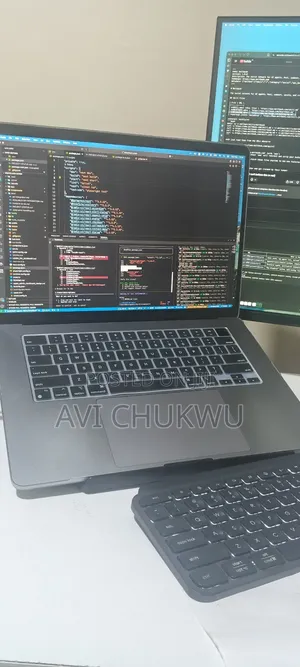 Laptop Apple MacBook Air 2024 M3 16GB Apple M3 SSD 1T