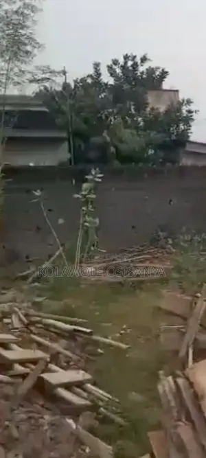 Piece of Land Measuring 32ft by 80ft