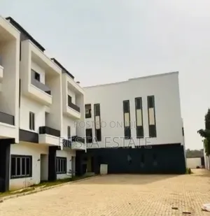 3bdrm Block of Flats in Jahi for sale