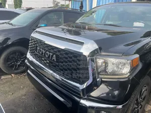 Toyota Sequoia Limited FFV 4dr SUV 4WD (5.7L 8cyl 6A) 2014 Black