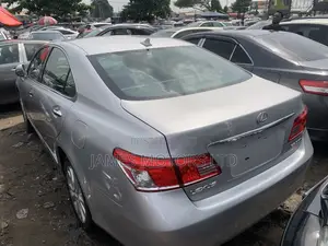 Lexus ES 350 2010 Silver