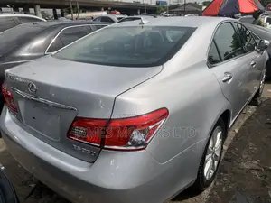 Lexus ES 350 2010 Silver