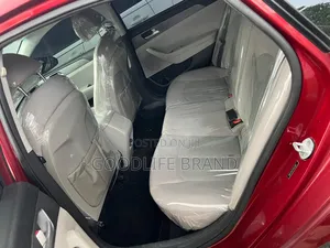 Hyundai Sonata SE PZEV 4dr Sedan (2.4L 4cyl 6A) 2015 Red