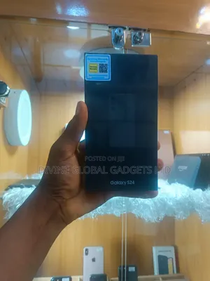 New Samsung Galaxy S24 256 GB Black