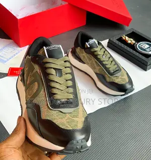 Valentino Garavani Quality Luxury Men Sneakers