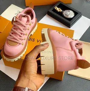 Louis Vuitton Quality Luxury Sneakers