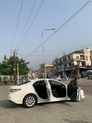 Toyota Camry 2020 White