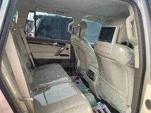 Lexus GX 460 Base 2013 Gold