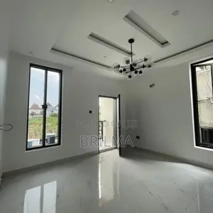 5bdrm Mansion in Apo Resettlement for sale