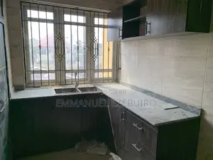3bdrm Block of Flats in New Gra for rent