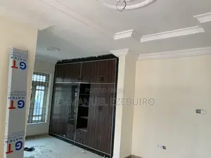 3bdrm Block of Flats in New Gra for rent