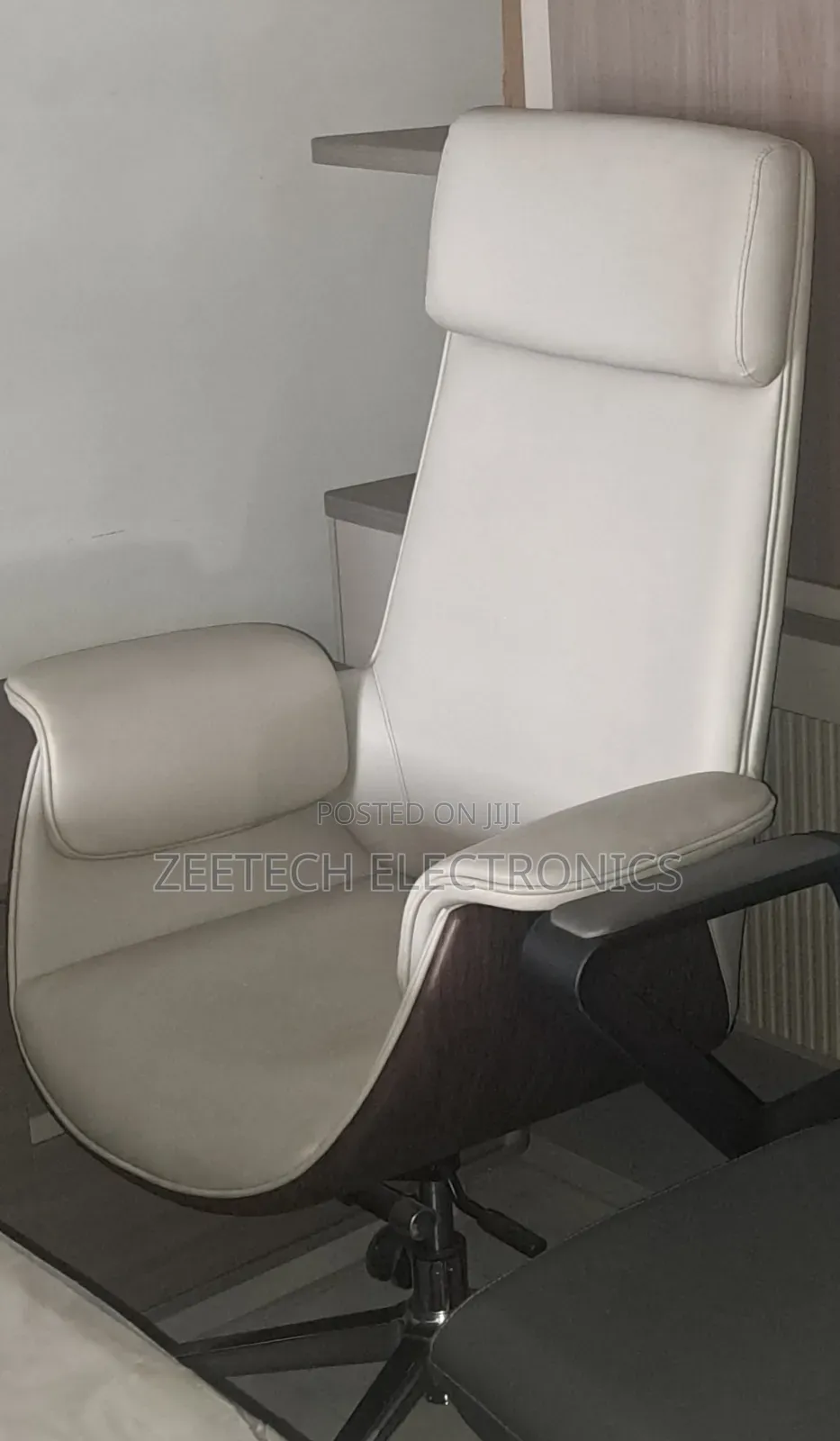 Md Executive Office Chair