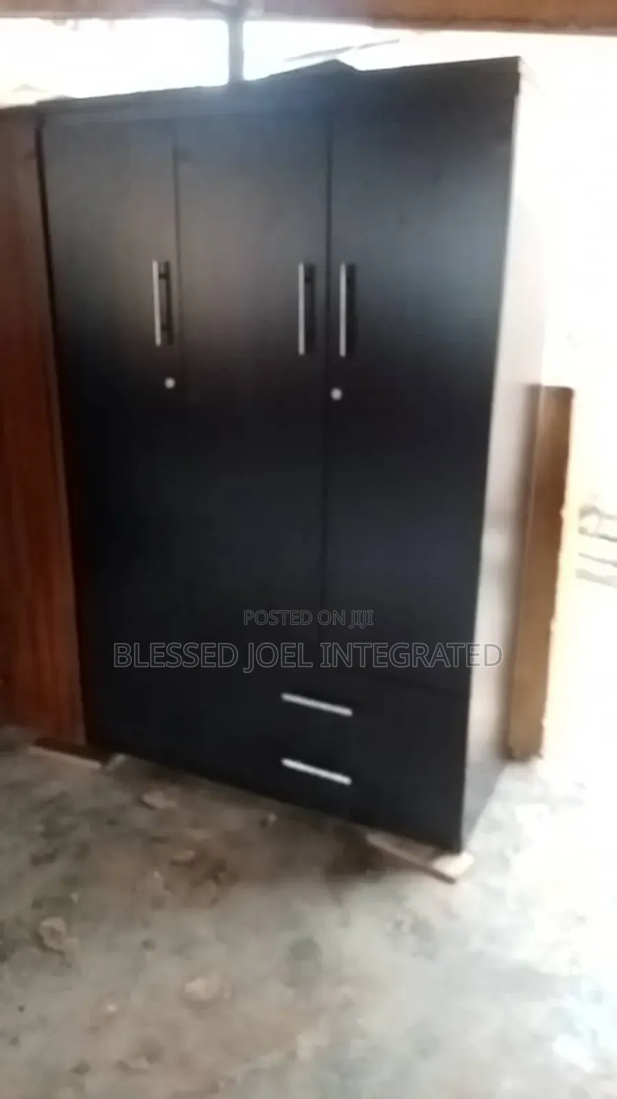 Design Wardrobe