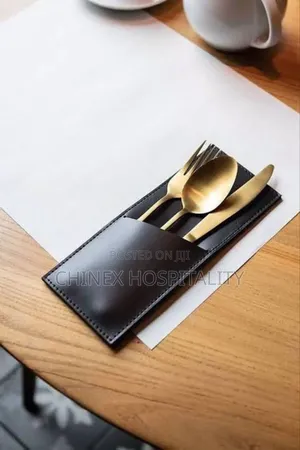 Premium Leather Cutlery Pouch – Ideal For Hotels, Restaurants & Homes.