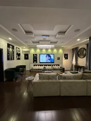 4bdrm Townhouse / Terrace in Osapa london for rent