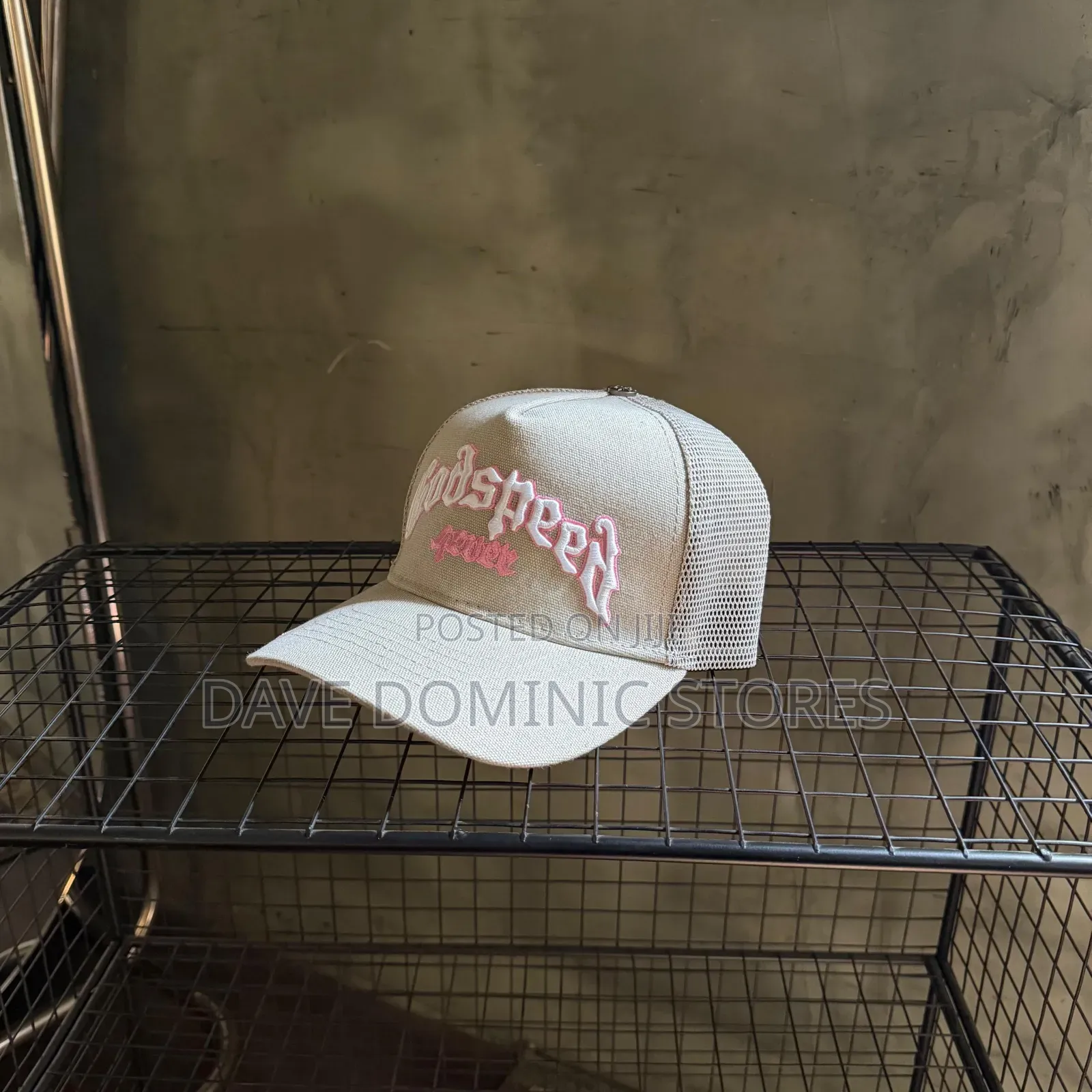 The Uptown Cap+ Capbag Combo