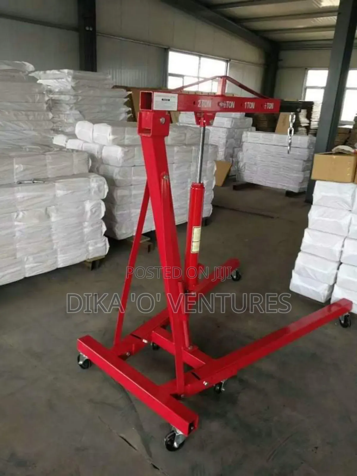 Car Engine Crane