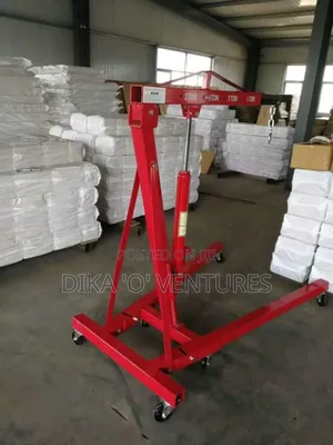 Car Engine Crane