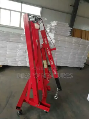 Car Engine Crane