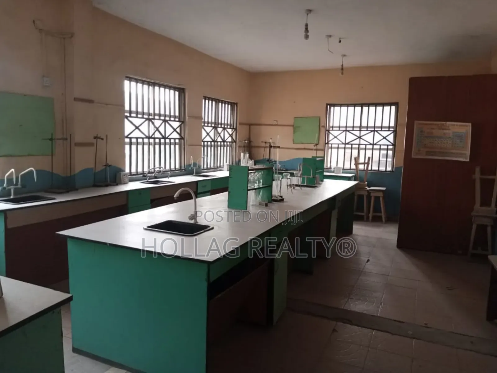 Functioning School With 160 Students in Ago Palace