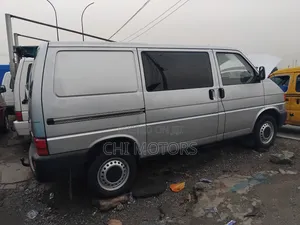 Volkswagen Transporter 2004 Silver