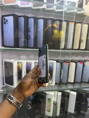 New Apple iPhone 11 Pro Max 256 GB Black