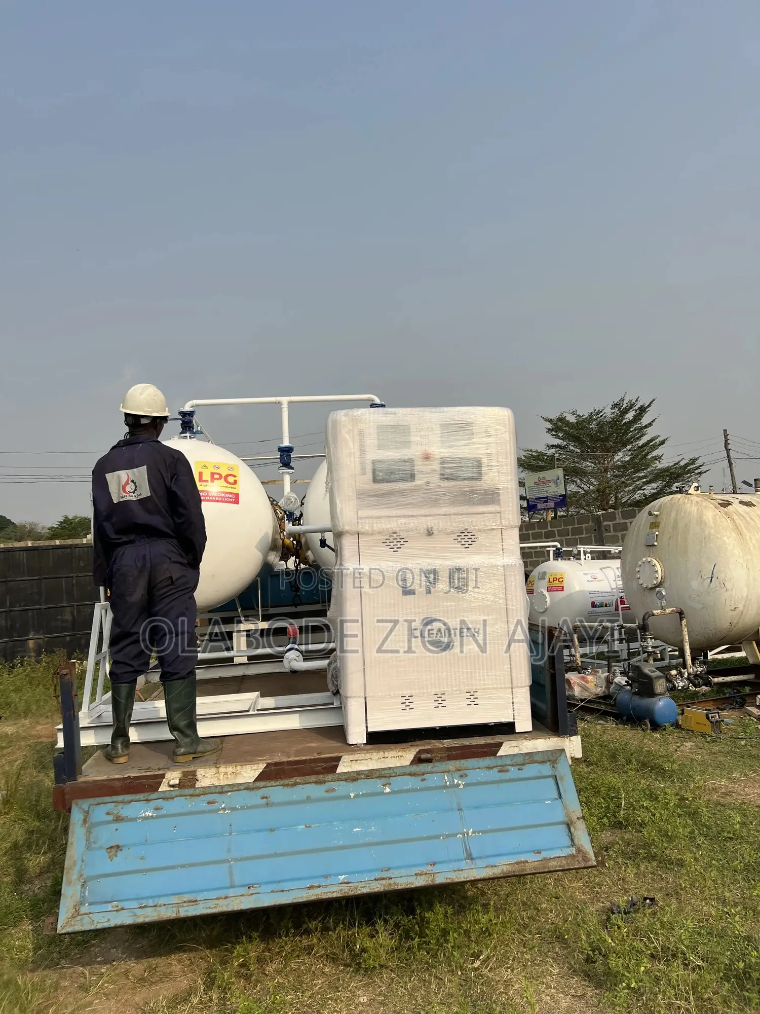 Complete Double 2.5tons (5tons ) LPG Tank With Foreign Auto Dispenser