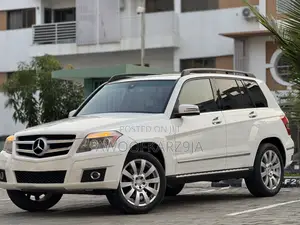 Mercedes-Benz GLK-Class 350 2010 White