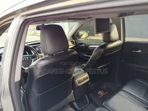 Toyota Highlander 2016 Silver