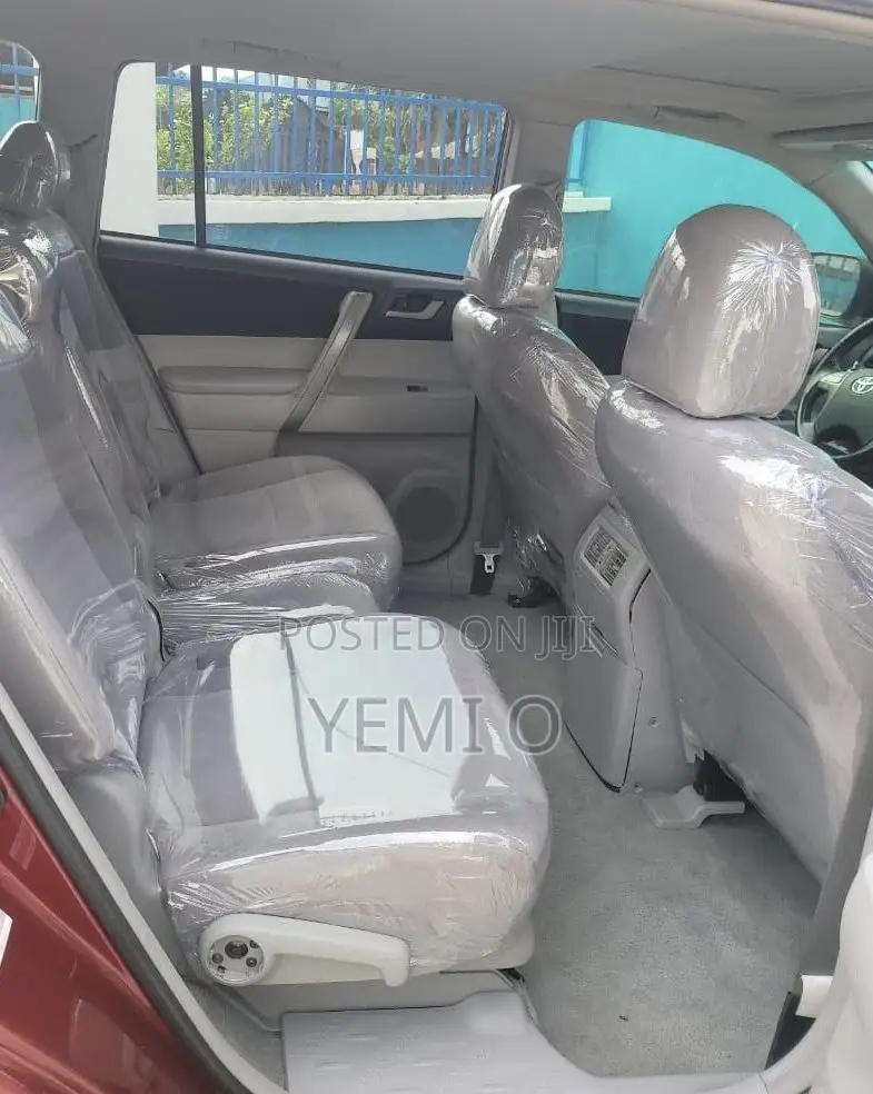 Toyota Highlander 2012 Silver