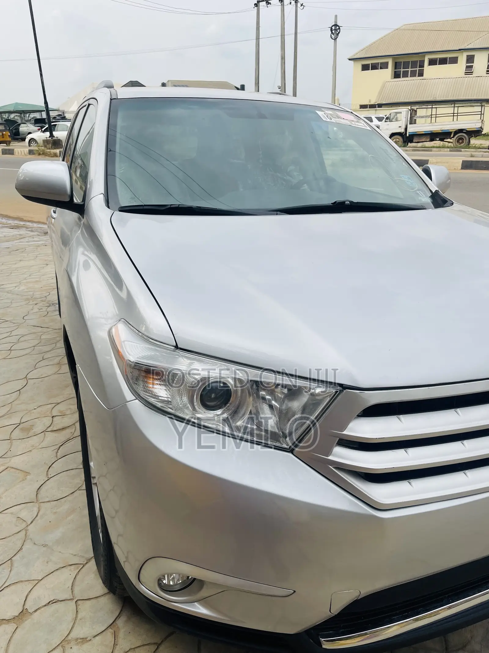 Toyota Highlander 2012 Silver